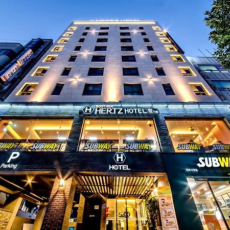 Jeju Hertz Hotel מראה חיצוני תמונה