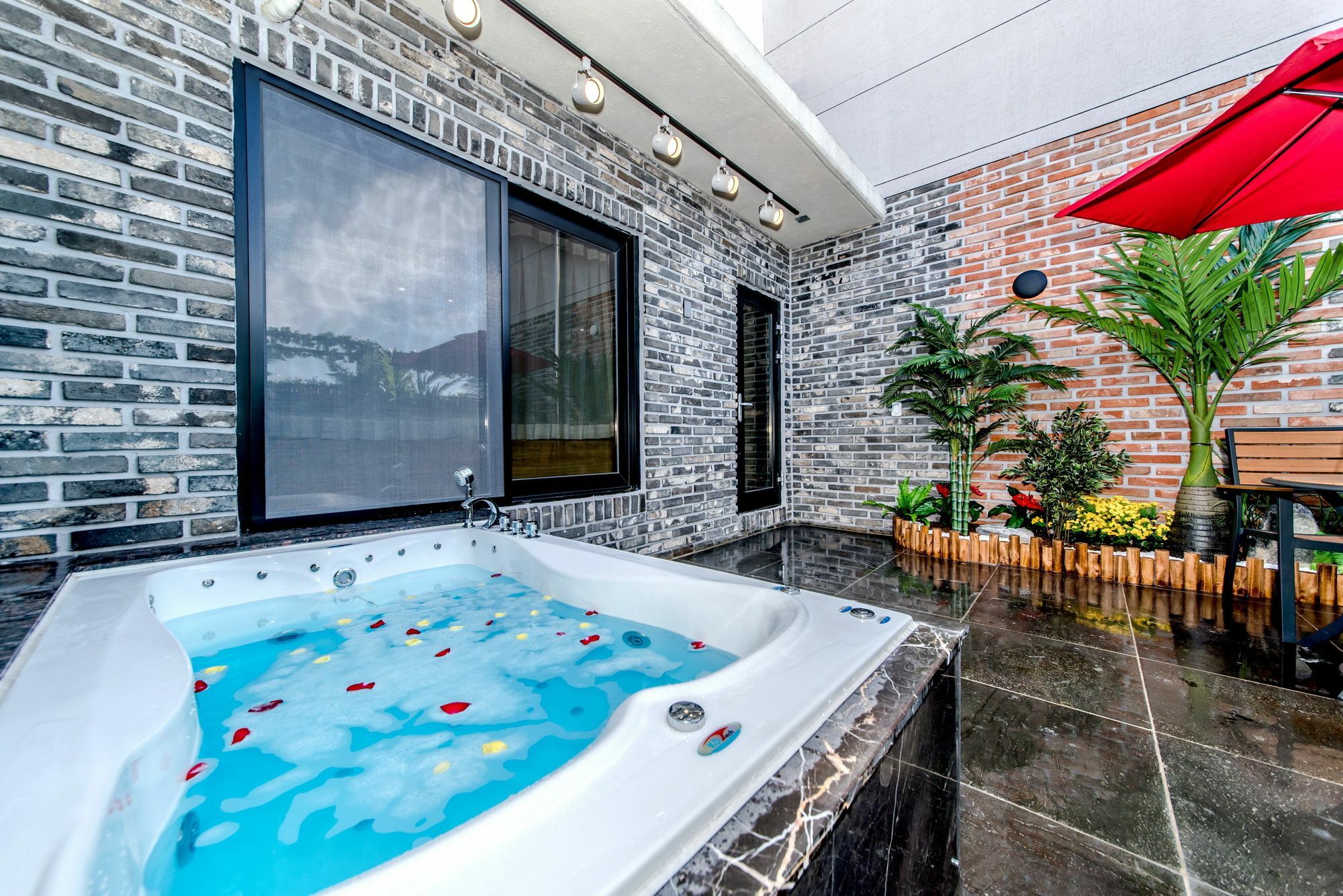 Jeju Hertz Hotel מראה חיצוני תמונה
