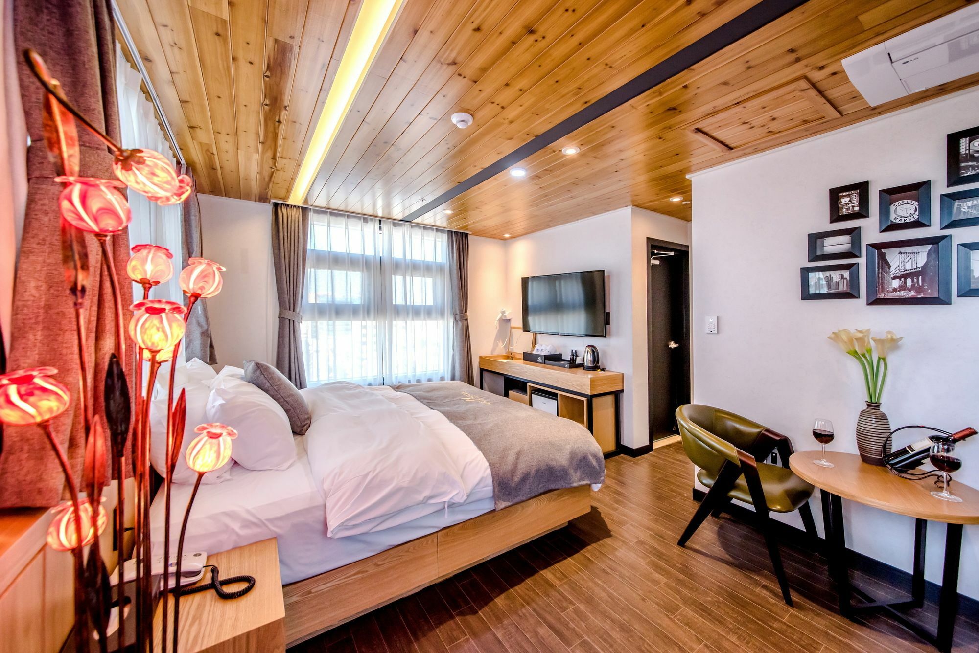 Jeju Hertz Hotel מראה חיצוני תמונה